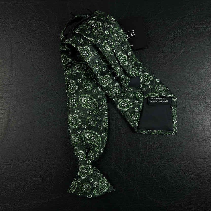 Standard MultiColor -Green Paisley