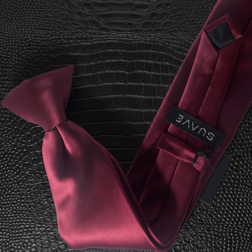Basic Solid TIe - Burgundy